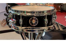SAKAE - OCCASION SAKAE 10x4 SNAREDRUM BlACK